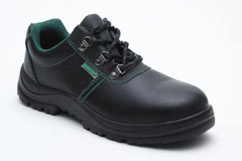世达FF0001  基本款保护足趾 防刺穿安全鞋